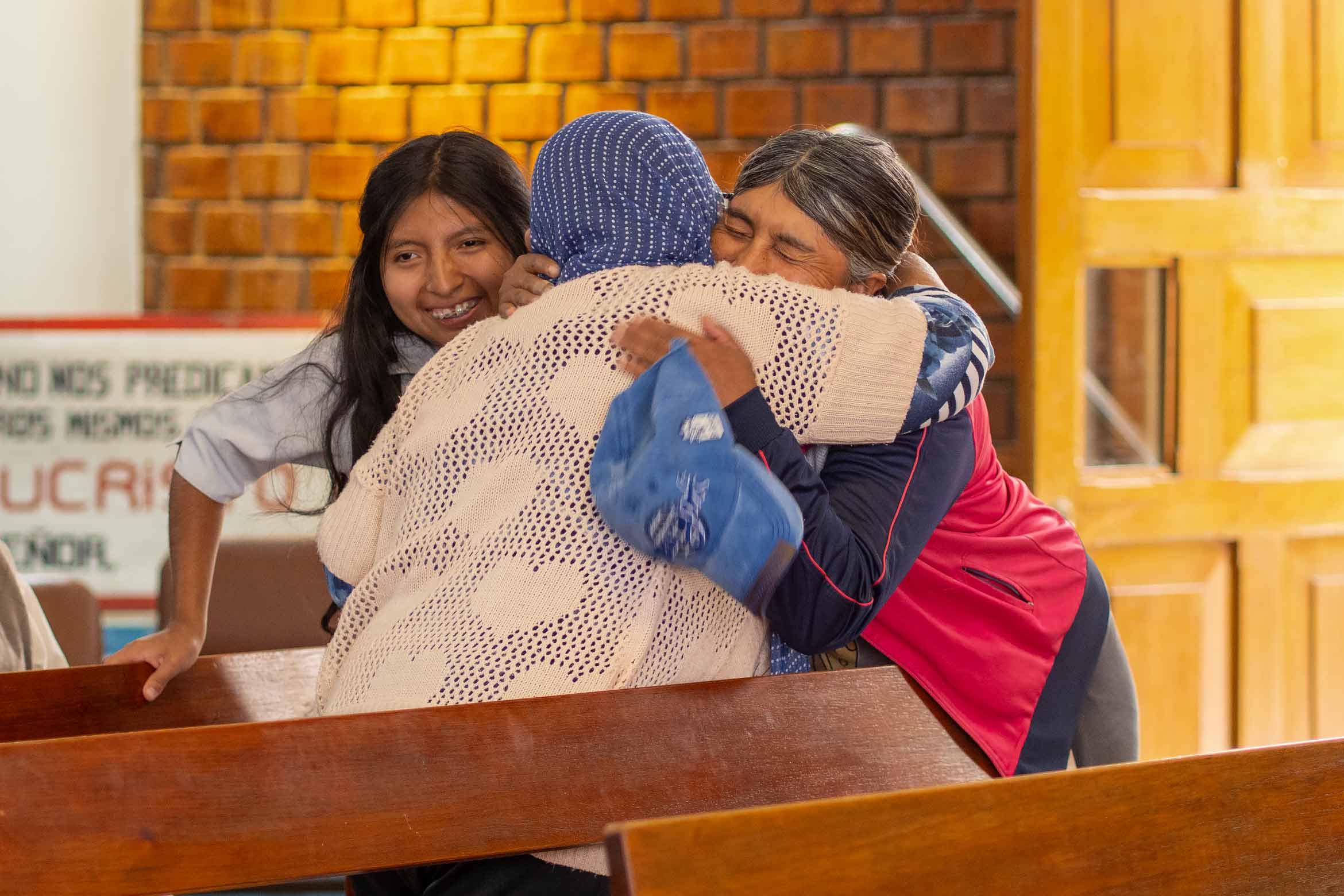 Iglesia Cristiana Arequipa Abrazos Iglesia Cristiana Arequipa Abrazos