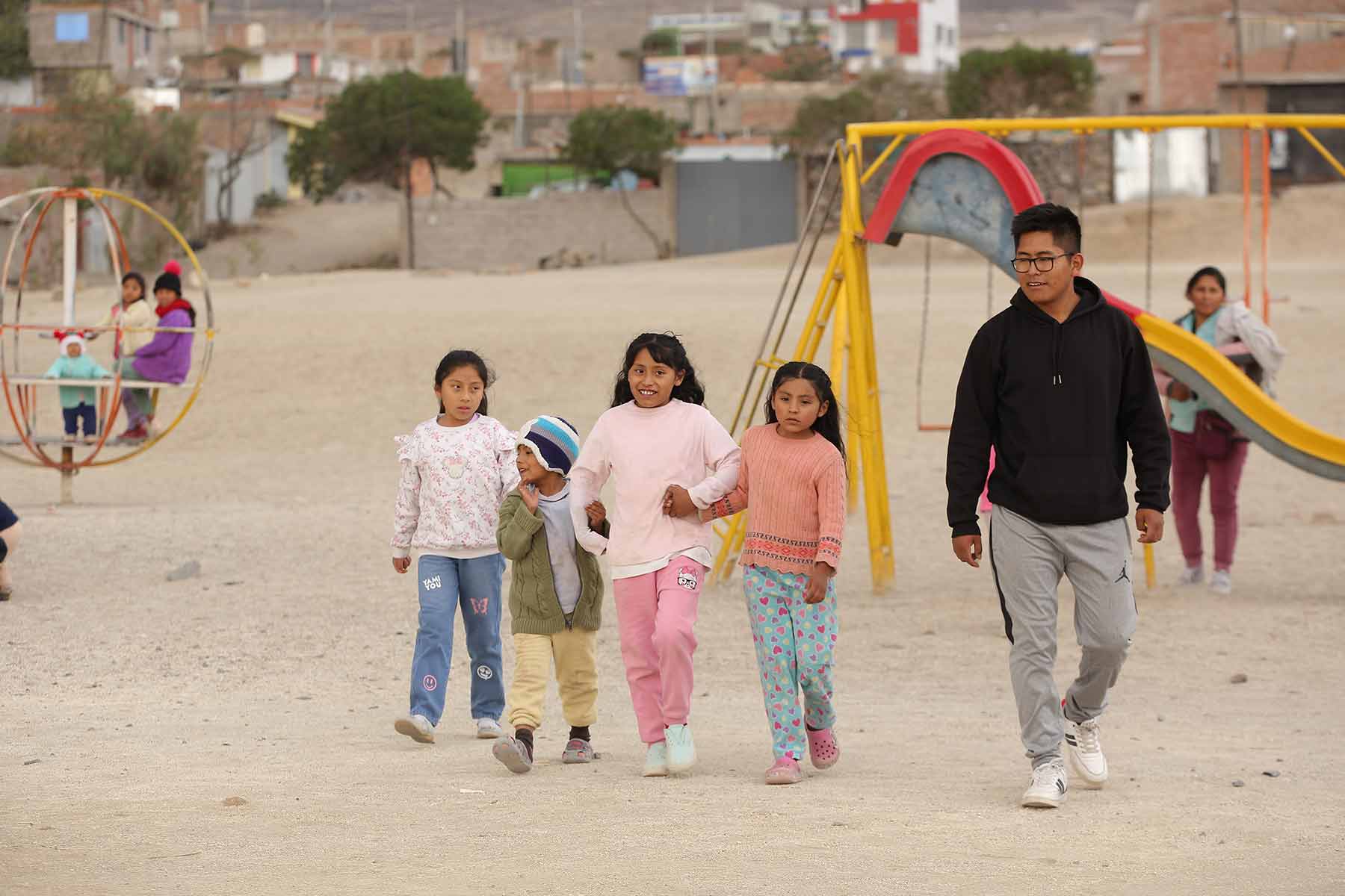 jovenes-centro-adoracion-cristiana-arequipa-peru-0032