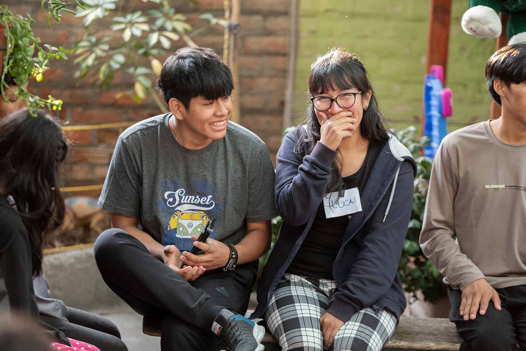 jovenes-visitan-hogar-amor-de-dios-arequipa-peru-0019