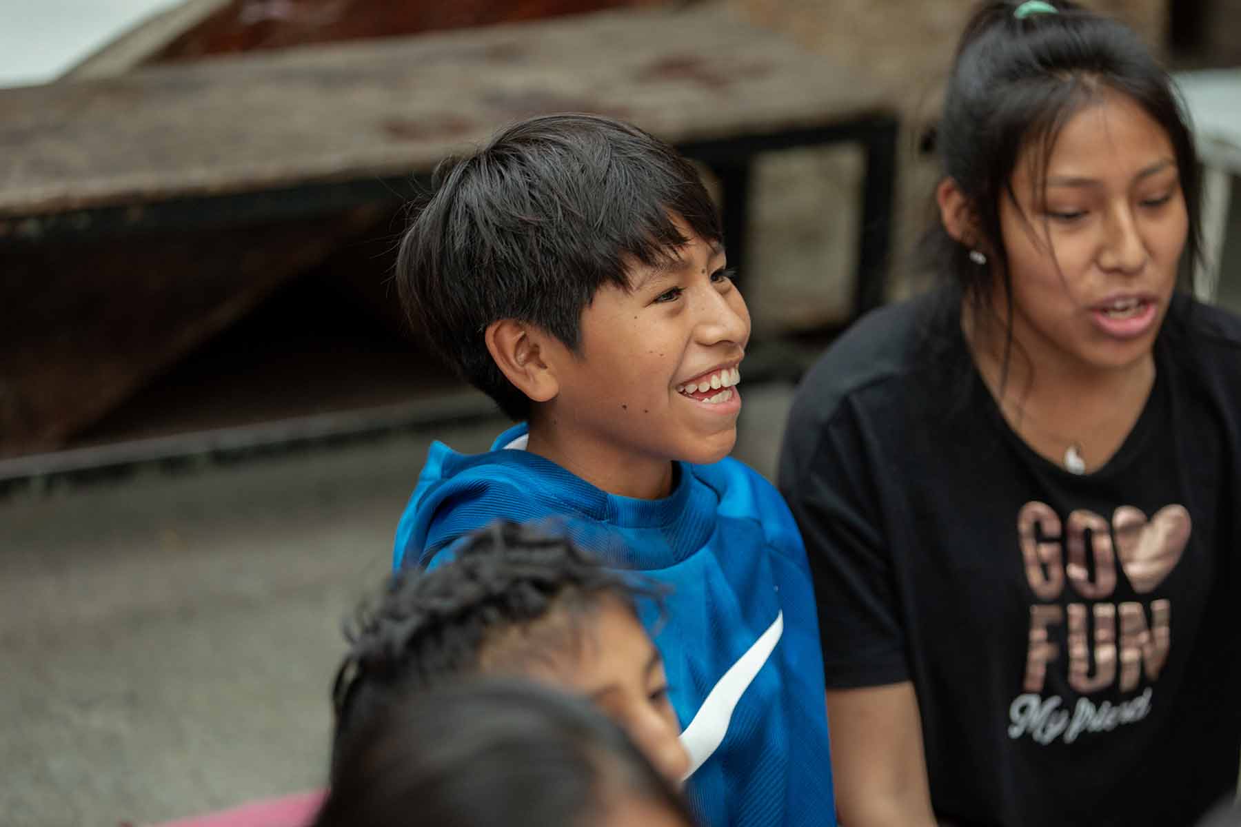 jovenes-visitan-hogar-amor-de-dios-arequipa-peru-0040